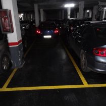 Parcela de garaje abierta en el centro del Karmelo.